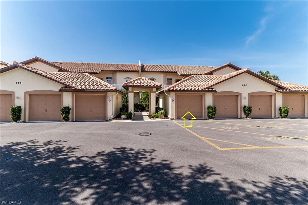 154 Newport Dr 1307, Naples, FL 34114-25