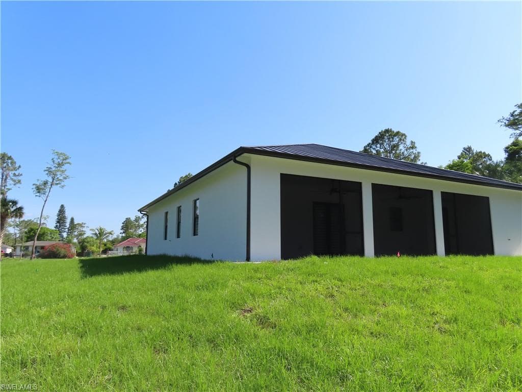 3813 16th Ave NE, Naples, FL 34120-35
