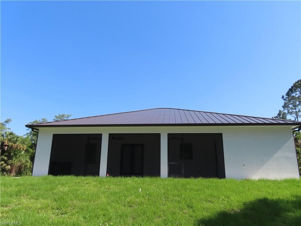 3813 16th Ave NE, Naples, FL 34120-38