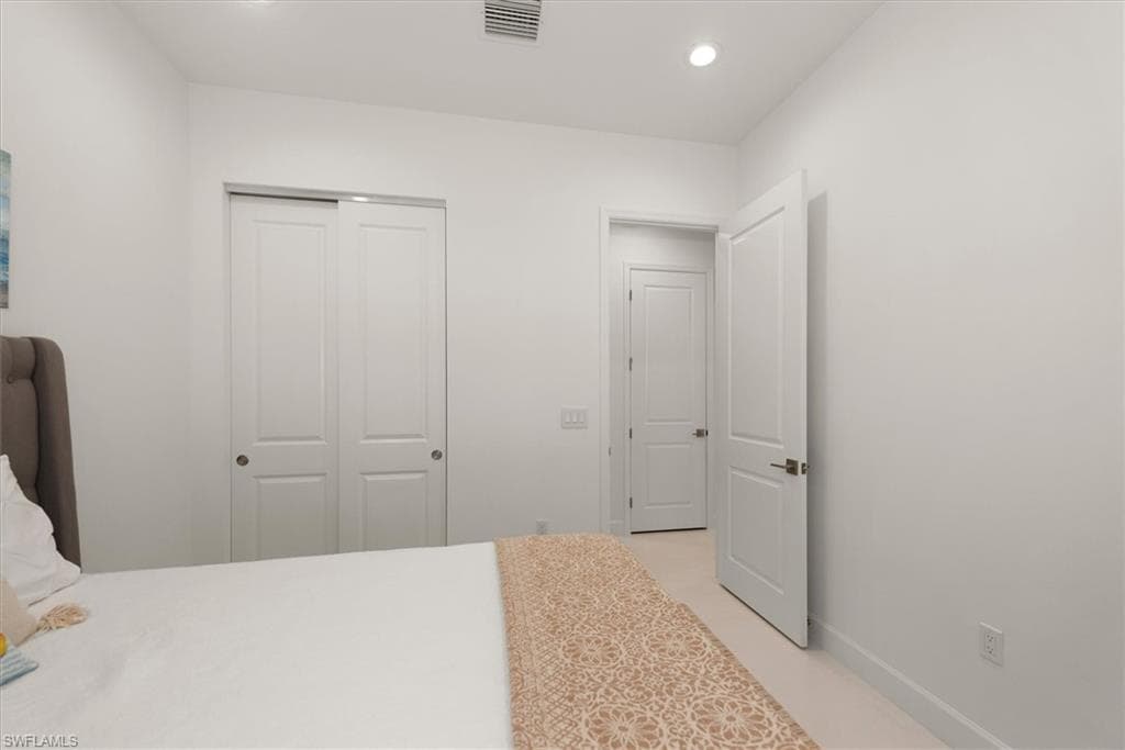 7315 Cayo Coco Ln, Naples, FL 34113-17