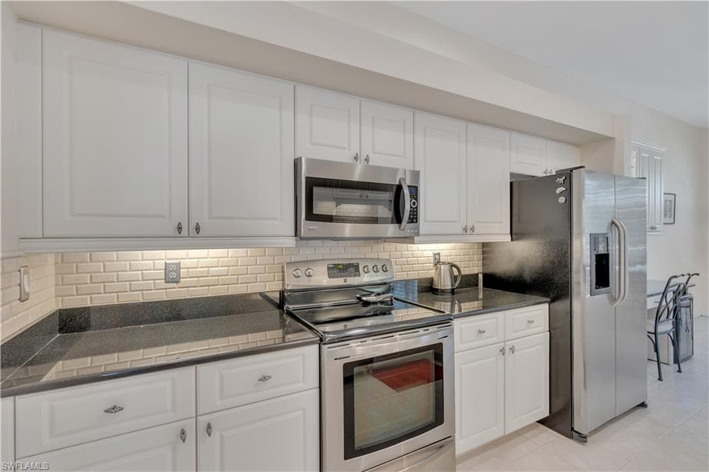 8032 Kilkenny Way G33, Naples, FL 34112-12
