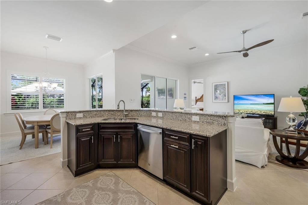 9578 Coquina Cir, Naples, FL 34120-12