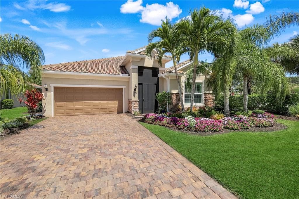 9578 Coquina Cir, Naples, FL 34120-37