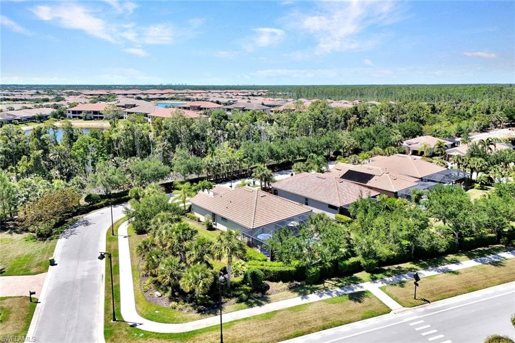 9578 Coquina Cir, Naples, FL 34120-39