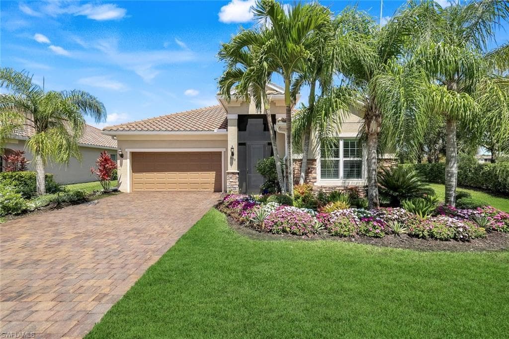 9578 Coquina Cir, Naples, FL 34120-5