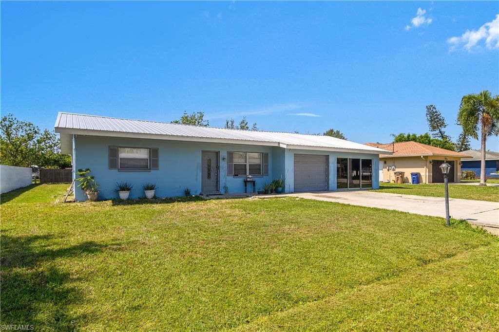13031 9th St, Fort Myers, FL 33905-1