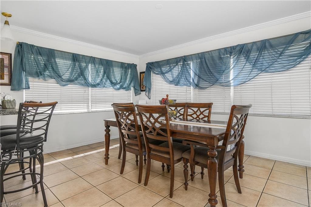 13031 9th St, Fort Myers, FL 33905-5