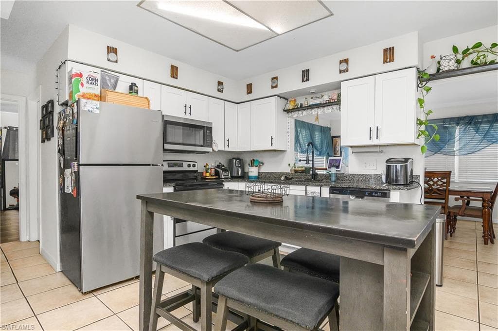 13031 9th St, Fort Myers, FL 33905-6