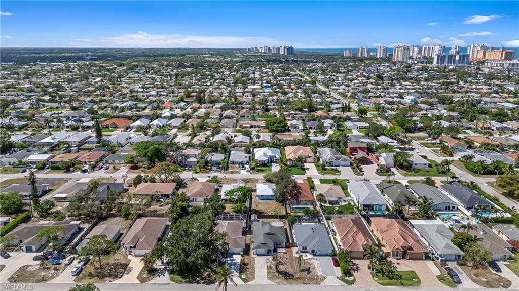 626 103rd Ave N, Naples, FL 34108-40