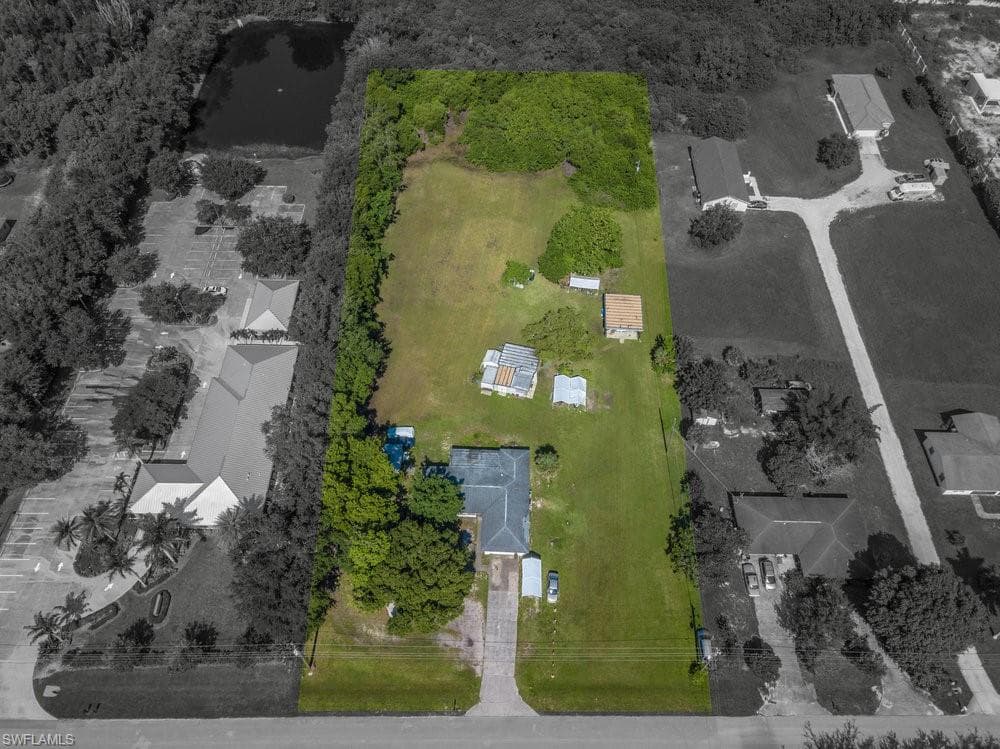 6785 Yarberry Ln, Naples, FL 34109-4