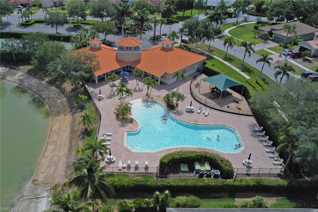 2642 Orange Grove Trl, Naples, FL 34120-32