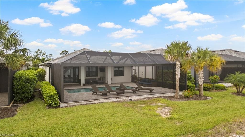 6767 Pennyroyal Dr, Naples, FL 34114-37