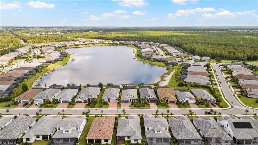 6767 Pennyroyal Dr, Naples, FL 34114-39