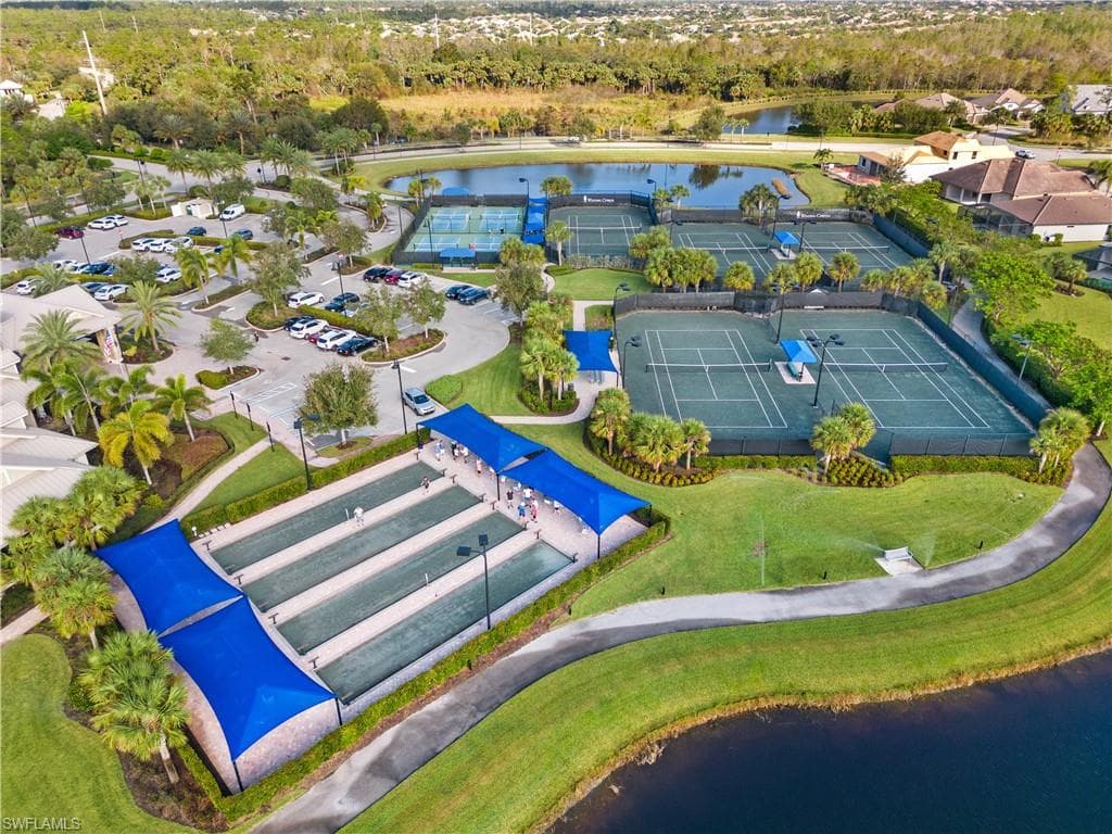 6767 Pennyroyal Dr, Naples, FL 34114-45