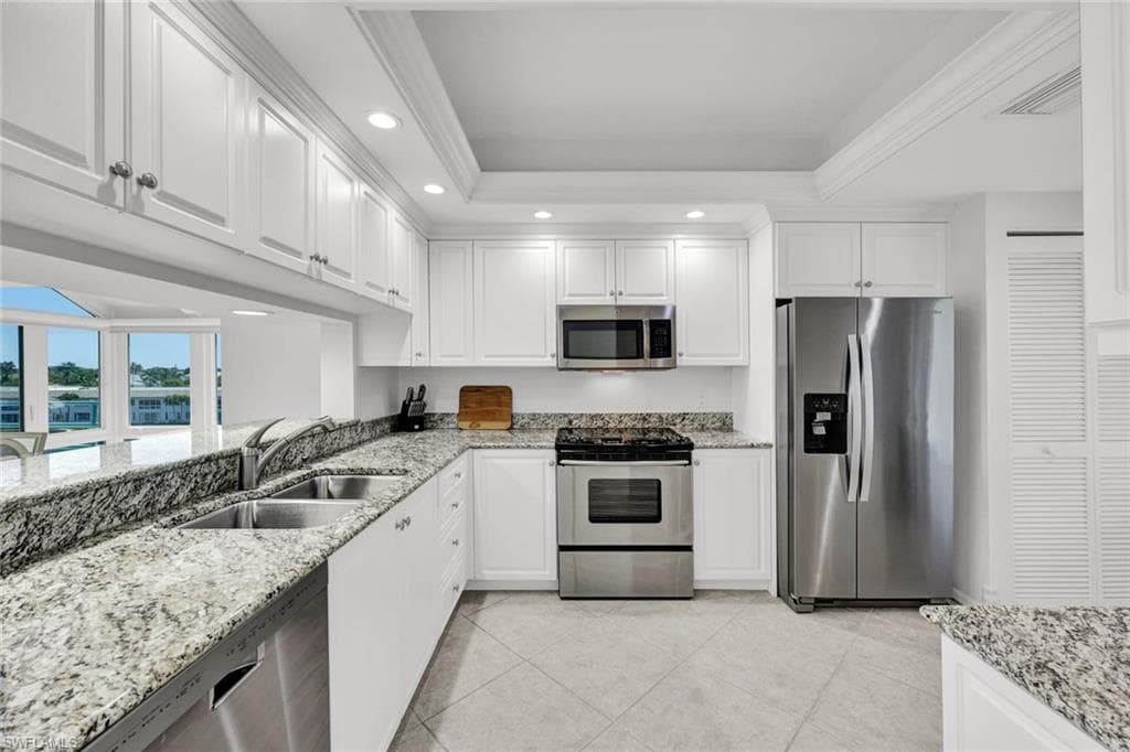 255 Park Shore Dr 3-341, Naples, FL 34103-16