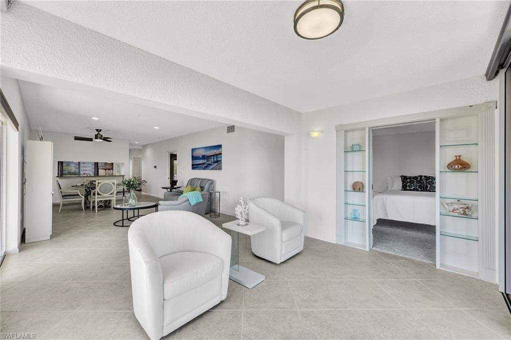 255 Park Shore Dr 3-341, Naples, FL 34103-19