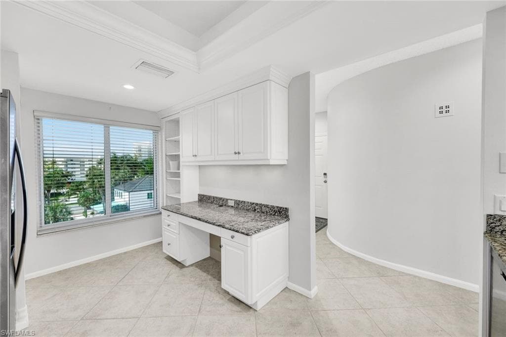 255 Park Shore Dr 3-341, Naples, FL 34103-21