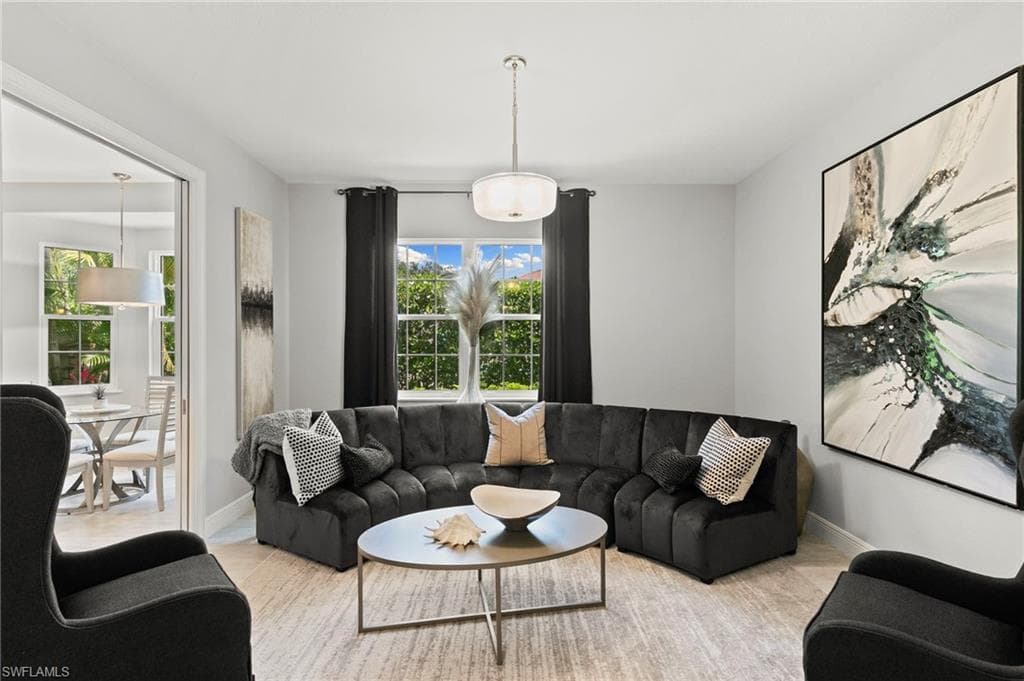 575 El Camino Real 6-102, Naples, FL 34119-14