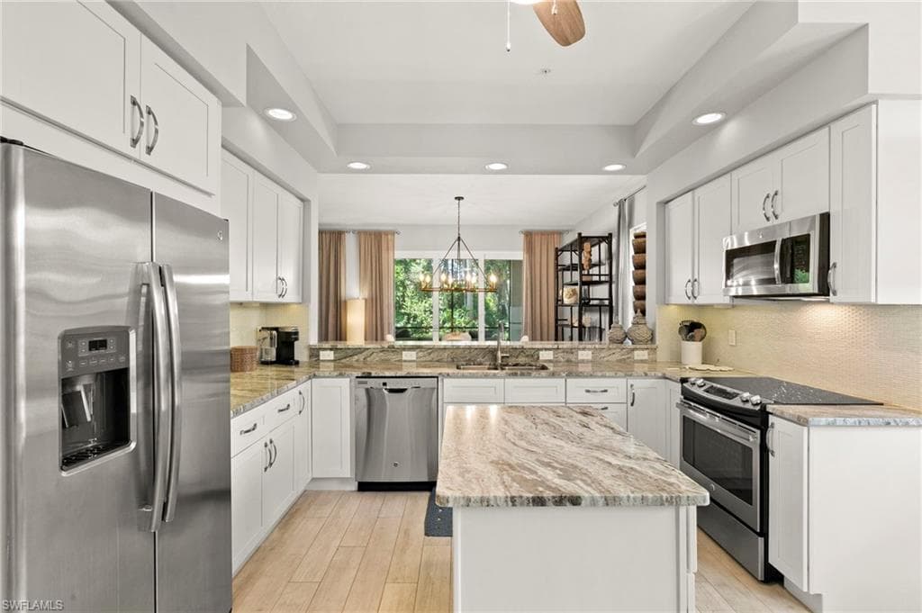 575 El Camino Real 6-102, Naples, FL 34119-20