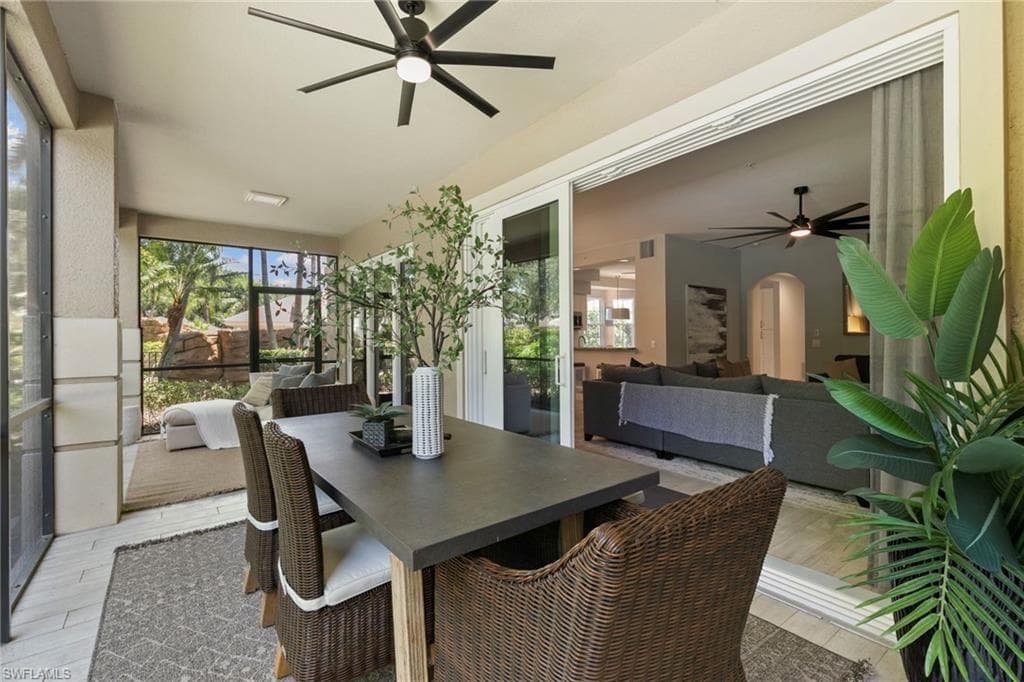 575 El Camino Real 6-102, Naples, FL 34119-35