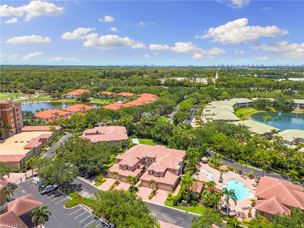 575 El Camino Real 6-102, Naples, FL 34119-44