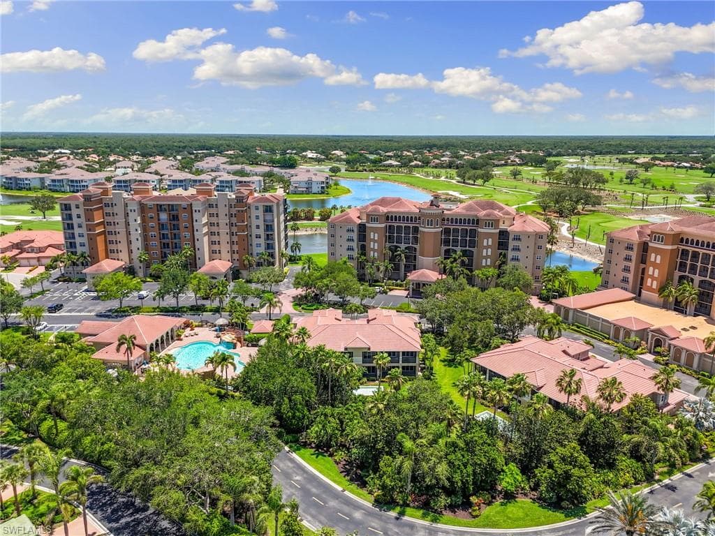 575 El Camino Real 6-102, Naples, FL 34119-46