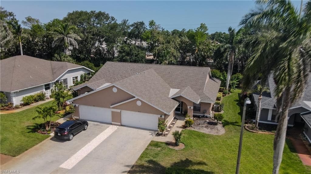 430 Saint Andrews Blvd 6, Naples, FL 34113-41