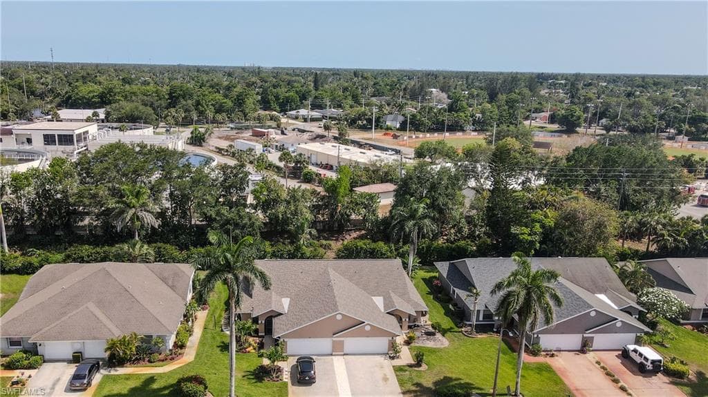 430 Saint Andrews Blvd 6, Naples, FL 34113-46
