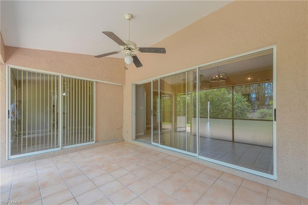 430 Saint Andrews Blvd 6, Naples, FL 34113-7