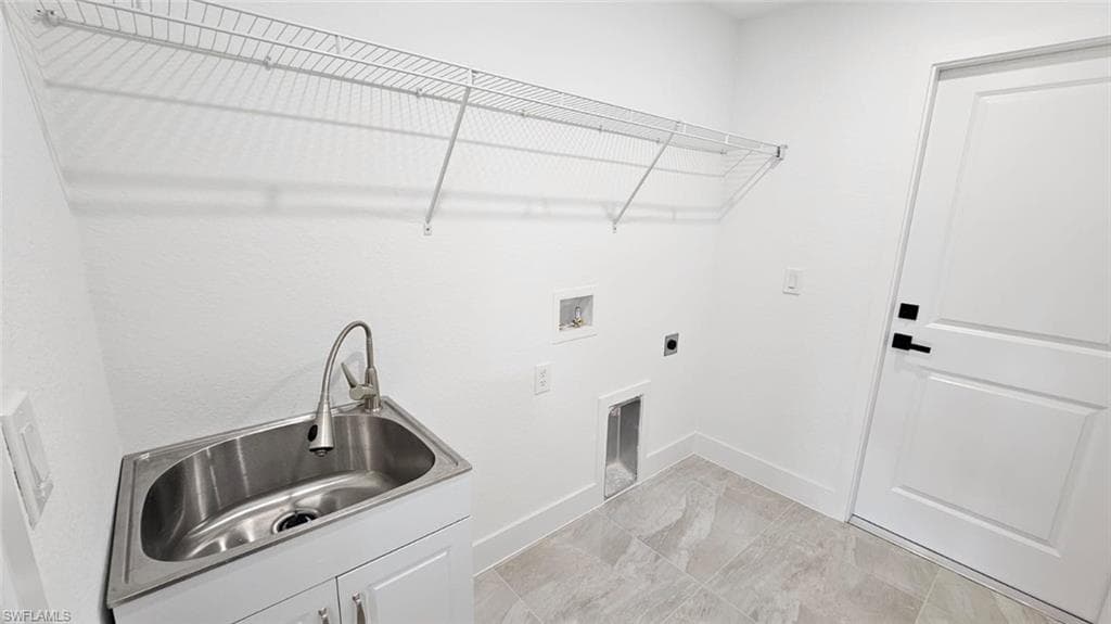 2927 8th St SW, Lehigh Acres, FL 33976-25