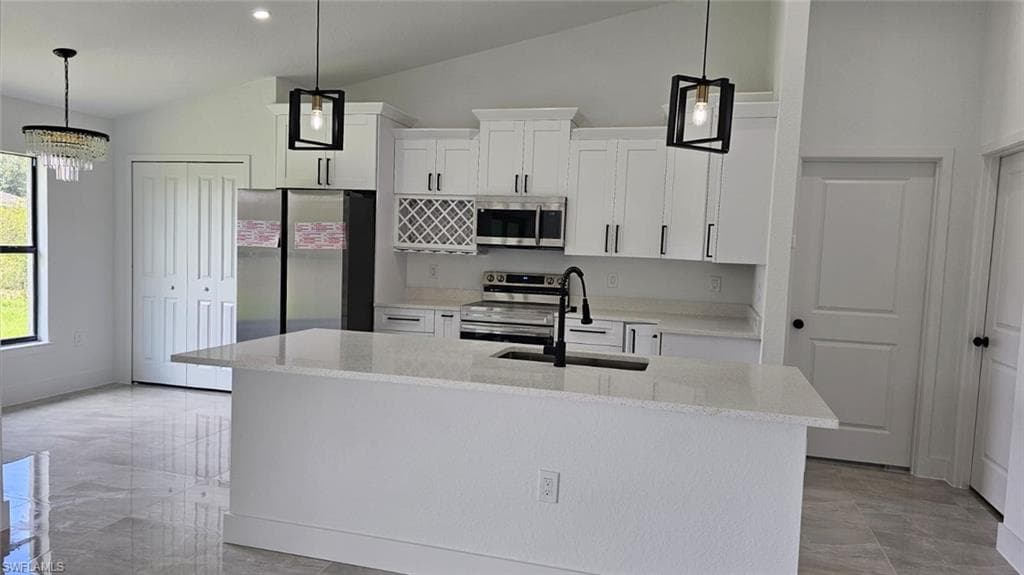 2927 8th St SW, Lehigh Acres, FL 33976-6