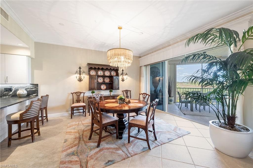 560 El Camino Real 1102, Naples, FL 34119-19
