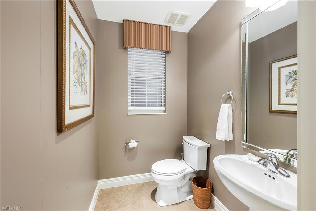 560 El Camino Real 1102, Naples, FL 34119-20