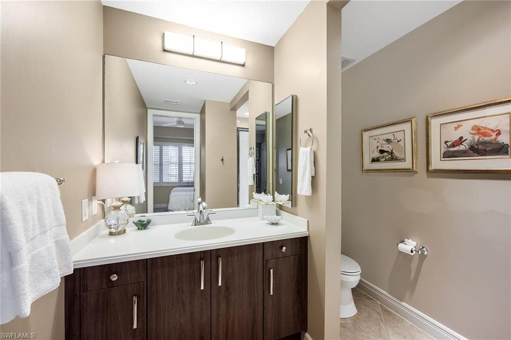 560 El Camino Real 1102, Naples, FL 34119-28