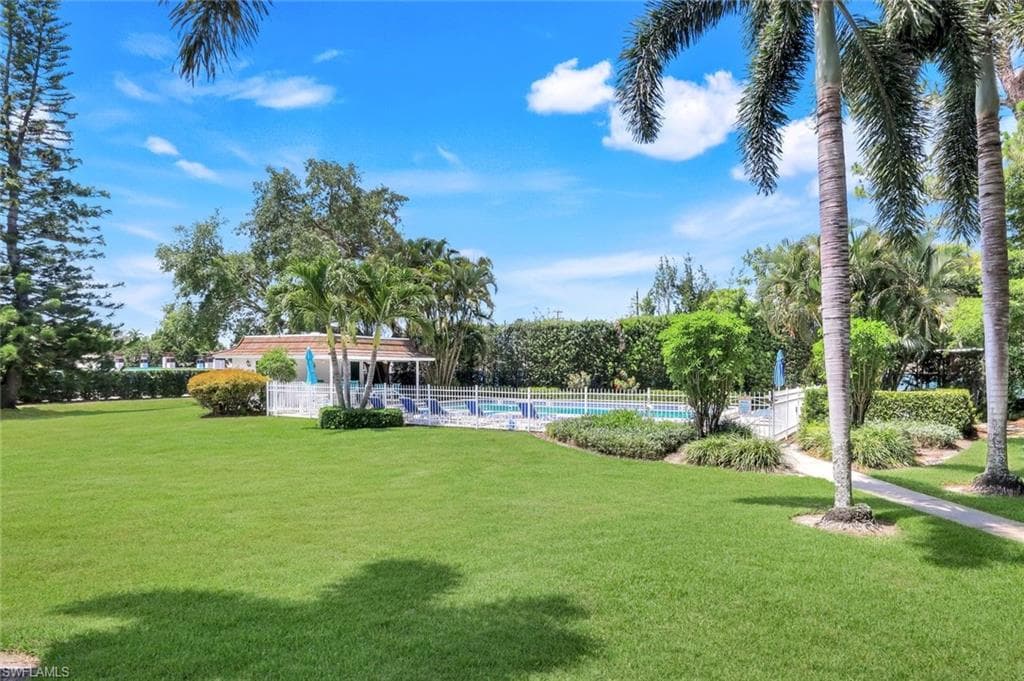 240 Palm River Blvd C202, Naples, FL 34110-18