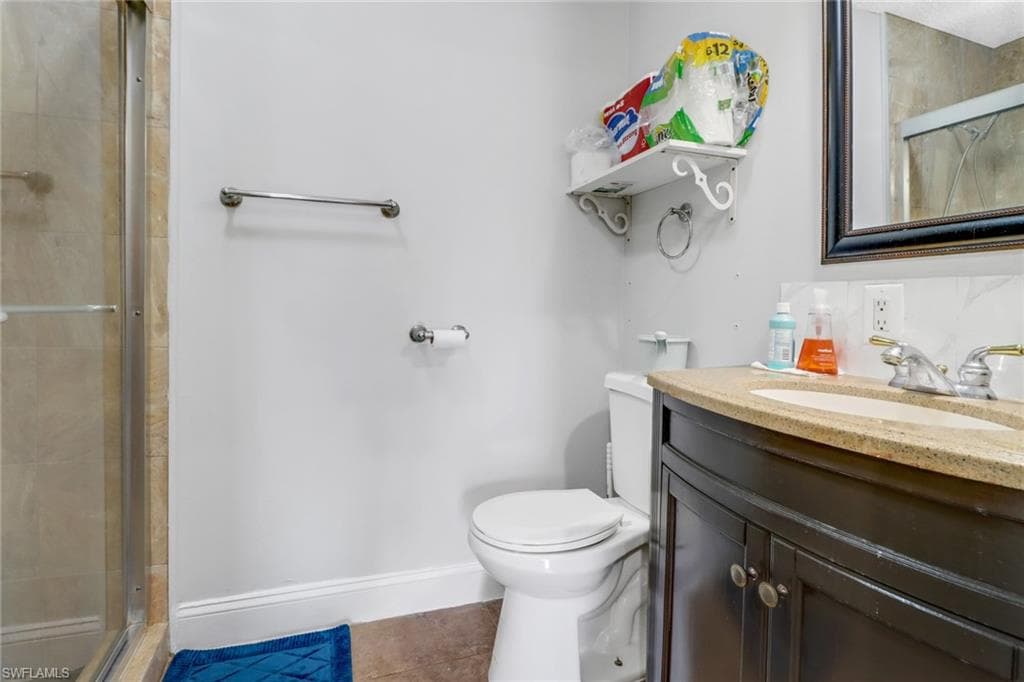 4617 Lombardy Ln, Naples, FL 34112-21