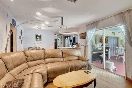 5251 Boxwood Way, Naples, Fl 34116-10