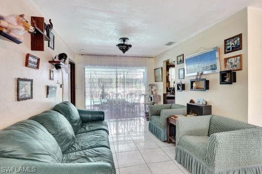 5251 Boxwood Way, Naples, Fl 34116-18