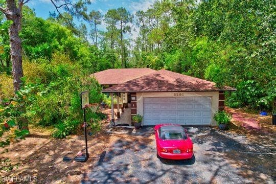 5251 Boxwood Way, Naples, Fl 34116-2