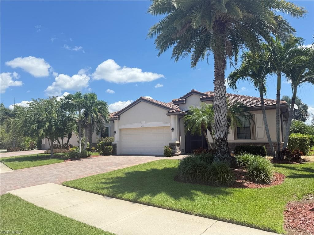 3662 Treasure Cove Ct, Naples, FL 34114-3