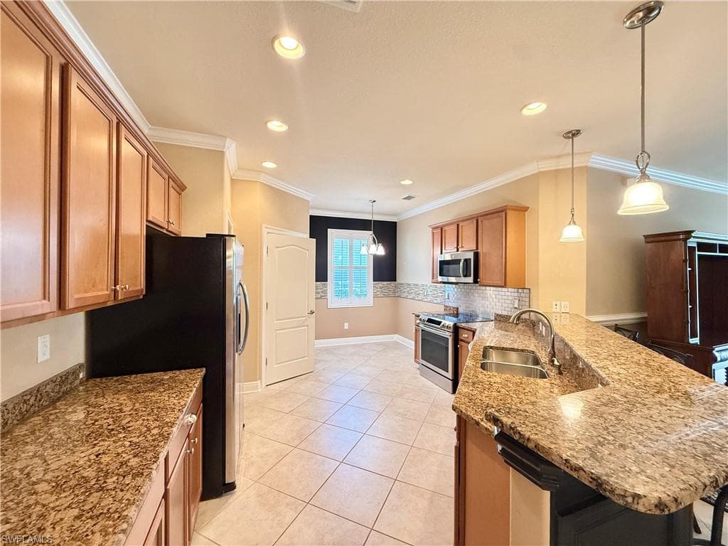3662 Treasure Cove Ct, Naples, FL 34114-8