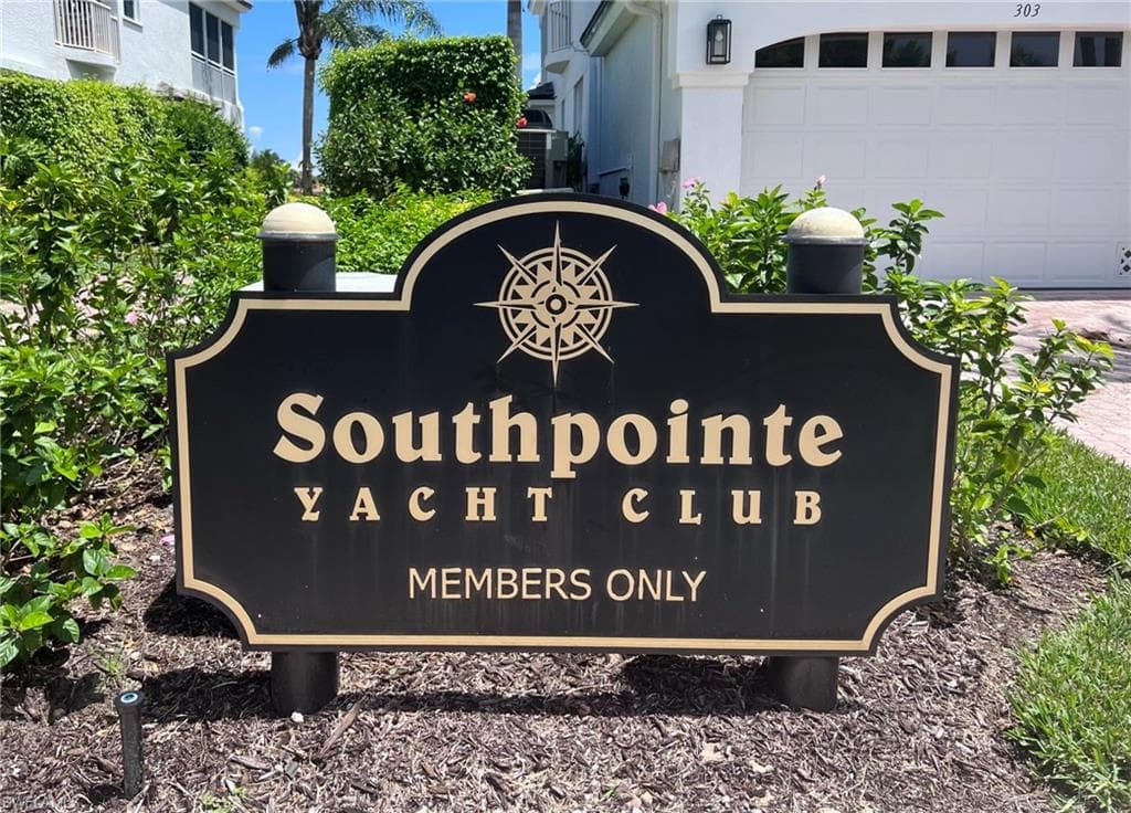1777 Gulfstar Dr S, Naples, FL 34112-8
