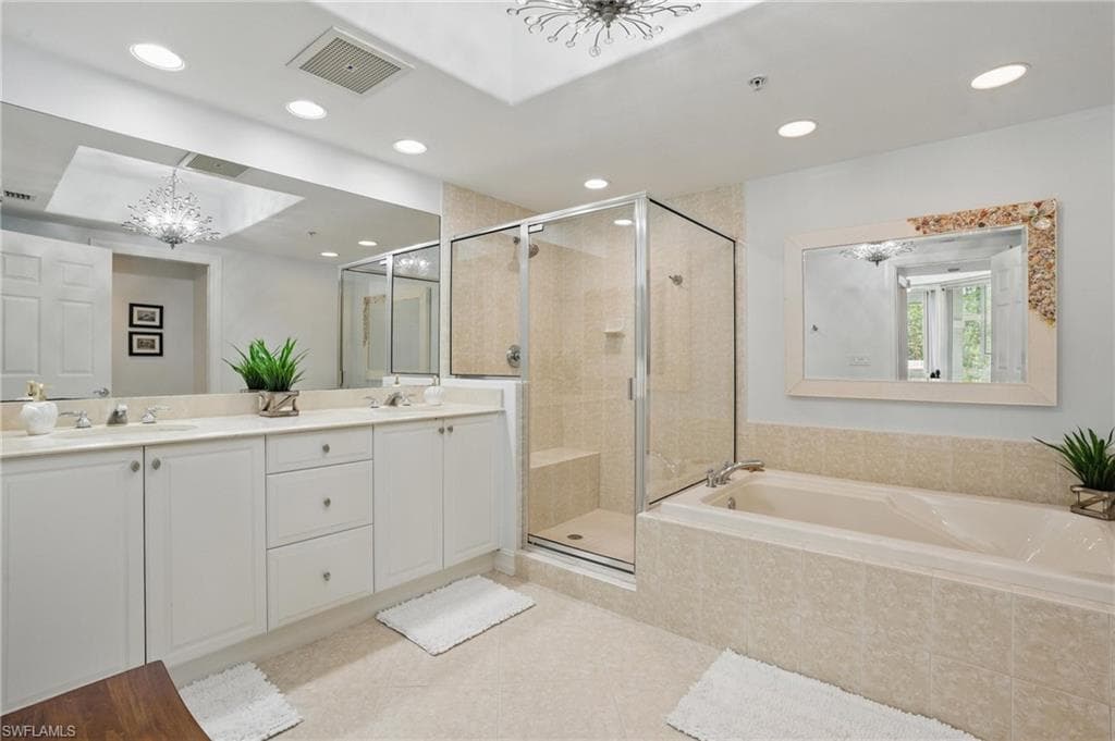 2728 Tiburon Blvd E A104, Naples, FL 34109-9
