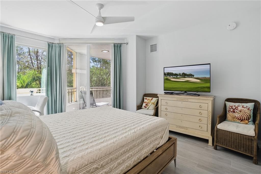 2728 Tiburon Blvd E A104, Naples, FL 34109-19