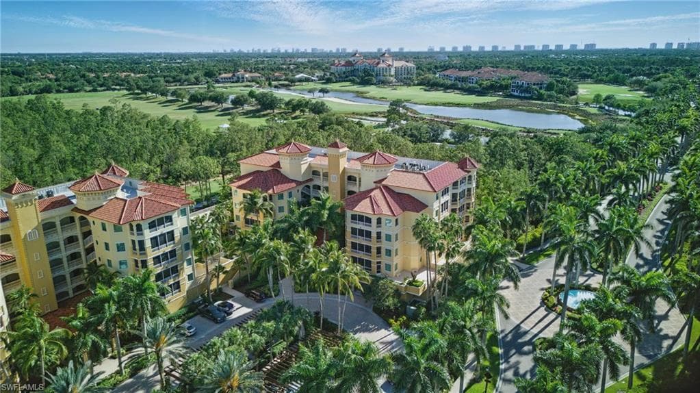 2728 Tiburon Blvd E A104, Naples, FL 34109-24
