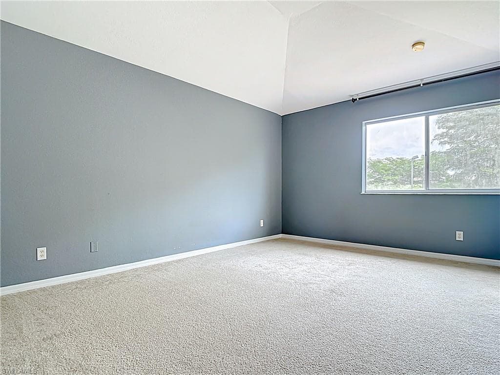 10013 Chiana Cir, Fort Myers, FL 33905-13