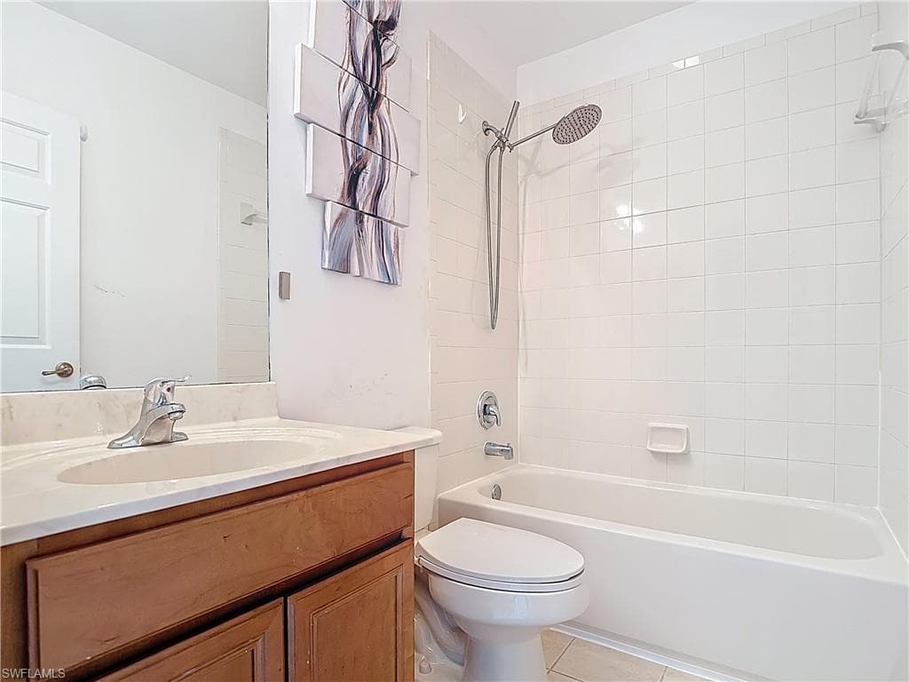 10013 Chiana Cir, Fort Myers, FL 33905-16