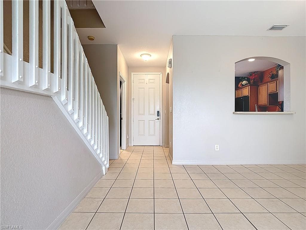 10013 Chiana Cir, Fort Myers, FL 33905-7