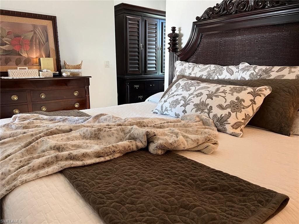 548 5th Ave, Marco Island, FL 34145-22