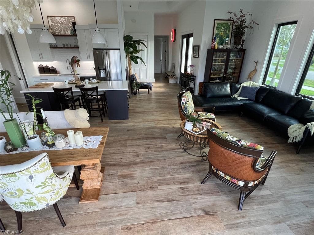 548 5th Ave, Marco Island, FL 34145-8